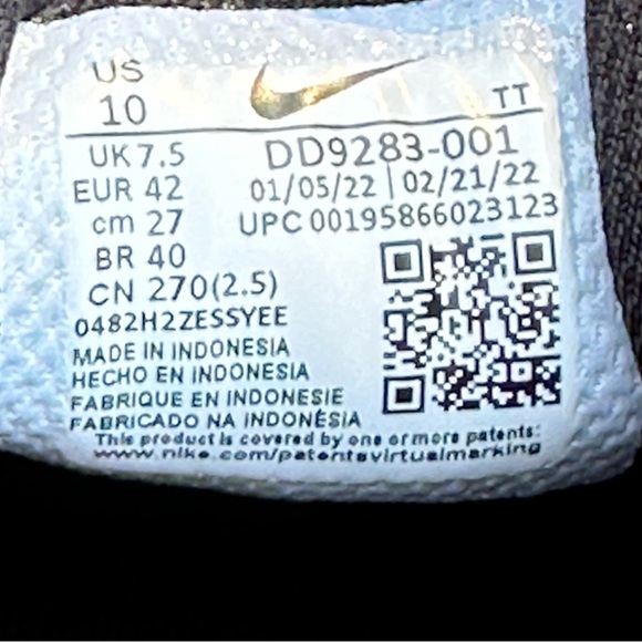 NEW Nike Flex Experience RN 11 NN Low Casual Sneaker - Womens US 10 | Mens 8.5 - Picture 9 of 10